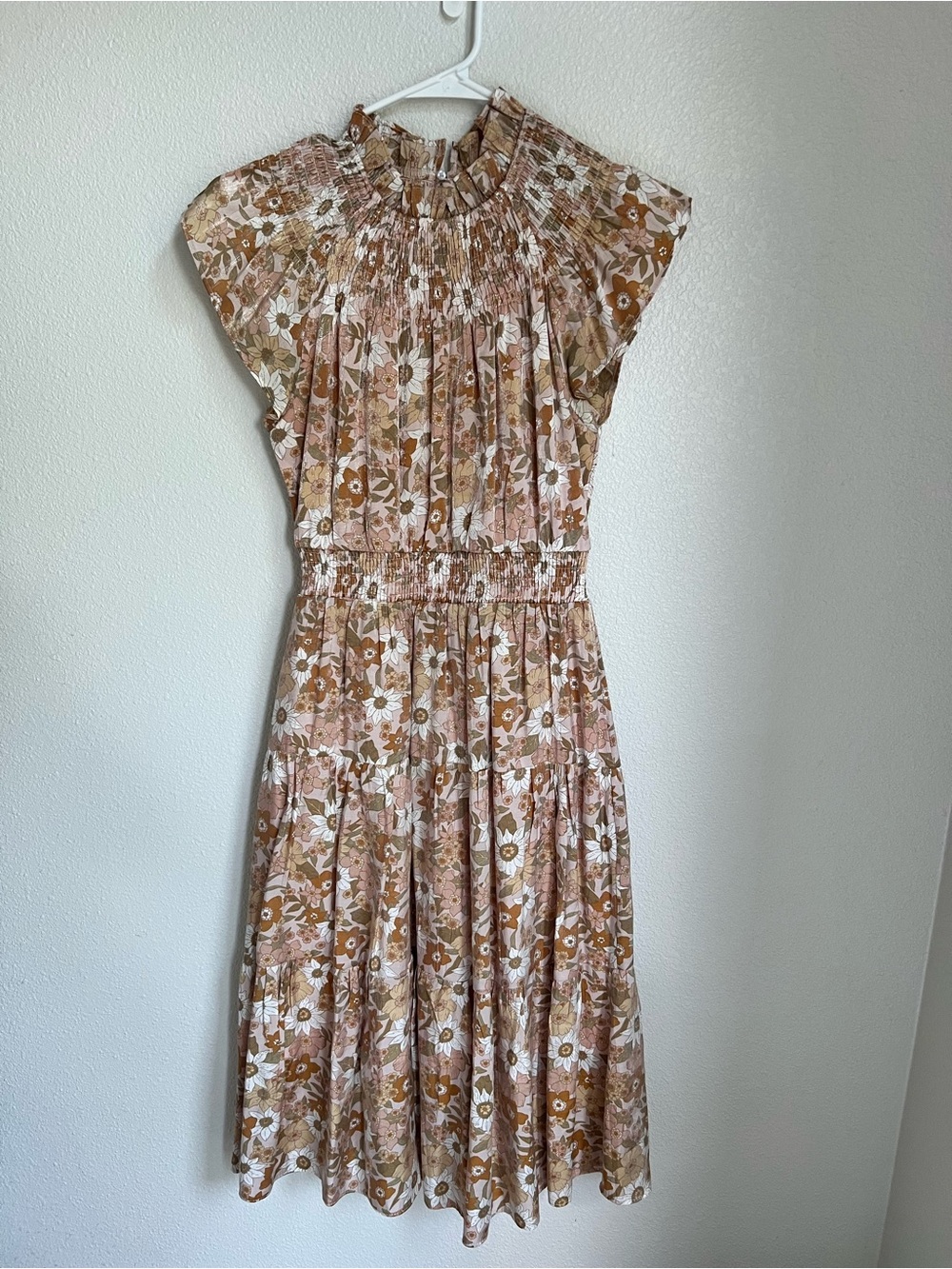 moodie Blush and Brown Floral Smocked Midi Dress